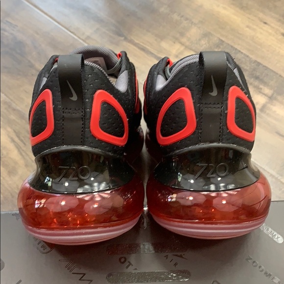 NIKE AIR MAX 720 Black/University Red-Black men’s - Picture 4 of 16